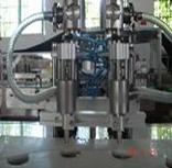 潤滑油灌裝機械灌裝頭(tóu)